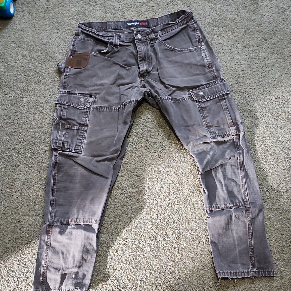 Wrangler Men's Dark Brown Cargo Pants